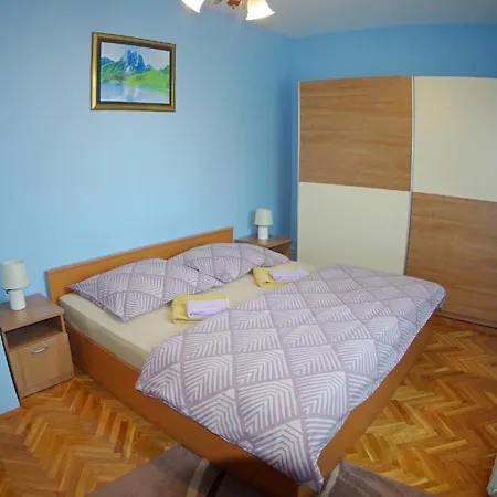 Im Dorf * Juršići